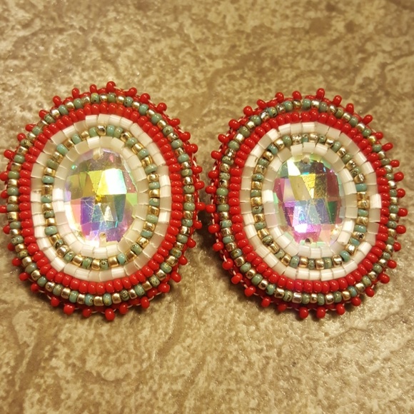 Native Jewelry - Beautiful Native American beaded earrings